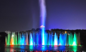 平湖公园音乐喷泉效果图七